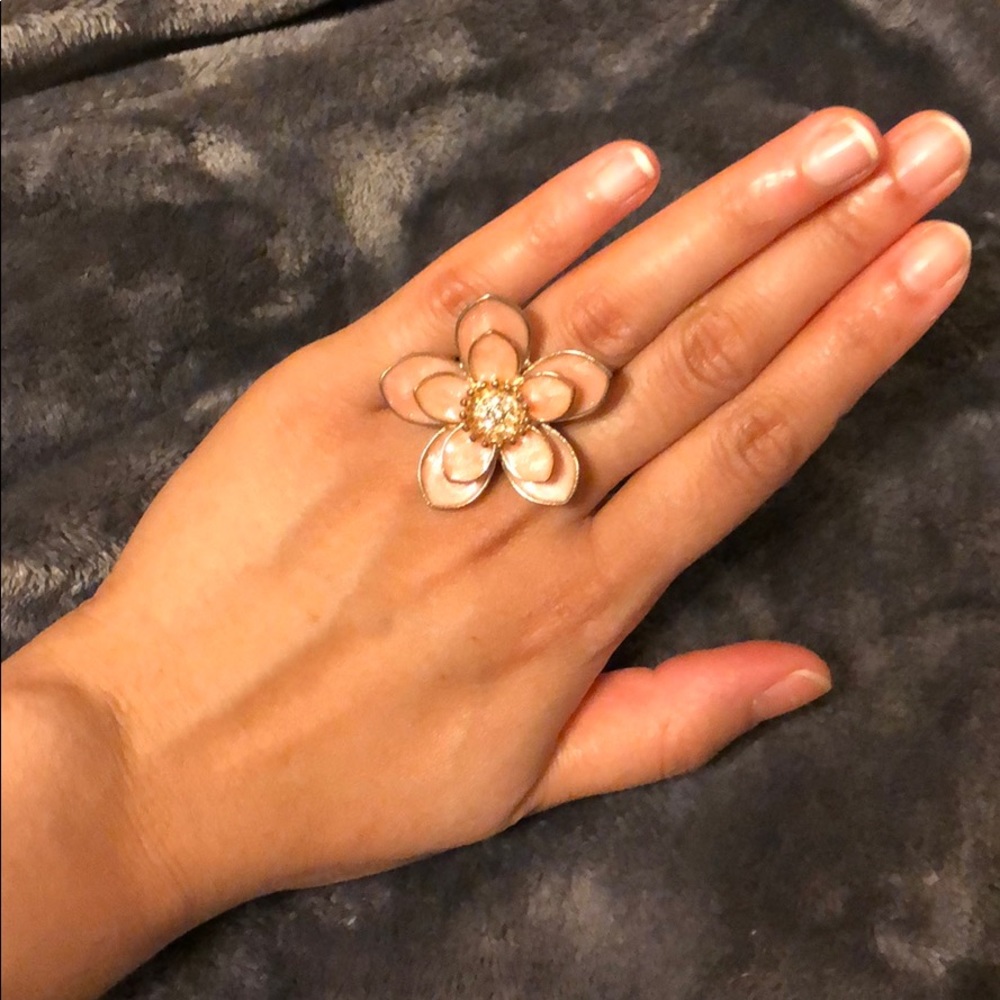 Flower ring - Picture 6 of 6